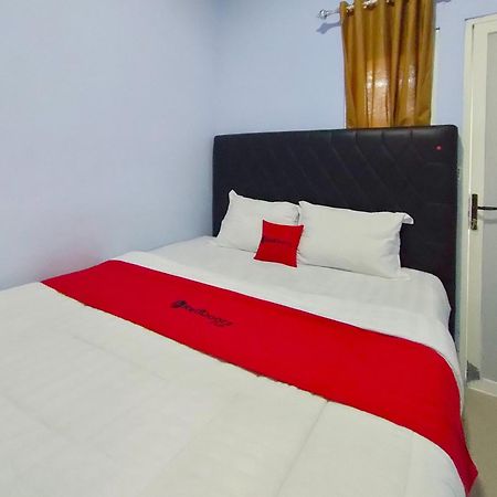 Wates  Reddoorz Syariah Near Stasiun Wates酒店 外观 照片