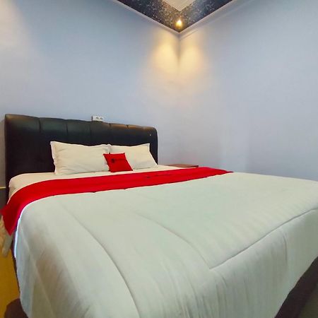 Wates  Reddoorz Syariah Near Stasiun Wates酒店 外观 照片