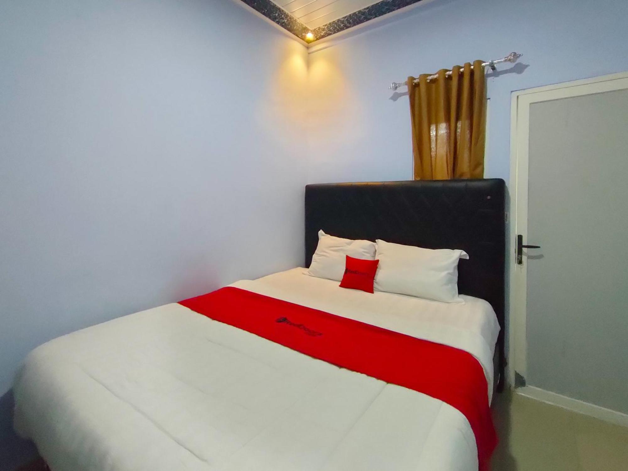 Wates  Reddoorz Syariah Near Stasiun Wates酒店 外观 照片